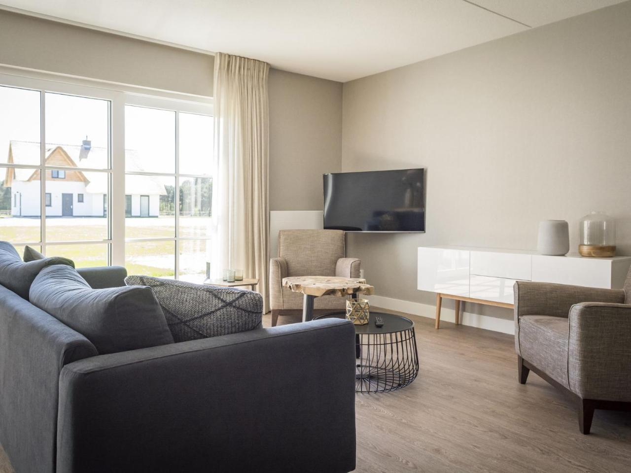 Apartment In Tasteful Farmhouse In De Cocksdorp Exterior foto